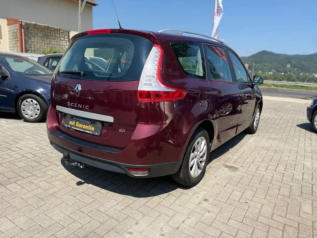Gebraucht Renault Scénic Initiale Paris 110 PS (80 kW) 2014 Rot Van / Kleinbus