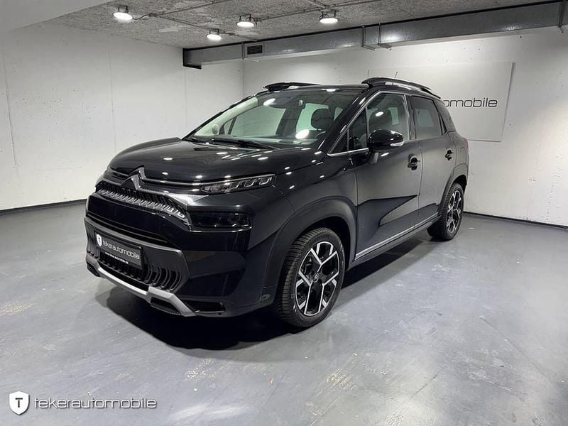 Lackierung schwarz perla nera/ Gebraucht 2022 Citroën C3 Aircross Shine SUV | 15.490 € (Guter Preis) - Bild 1/4