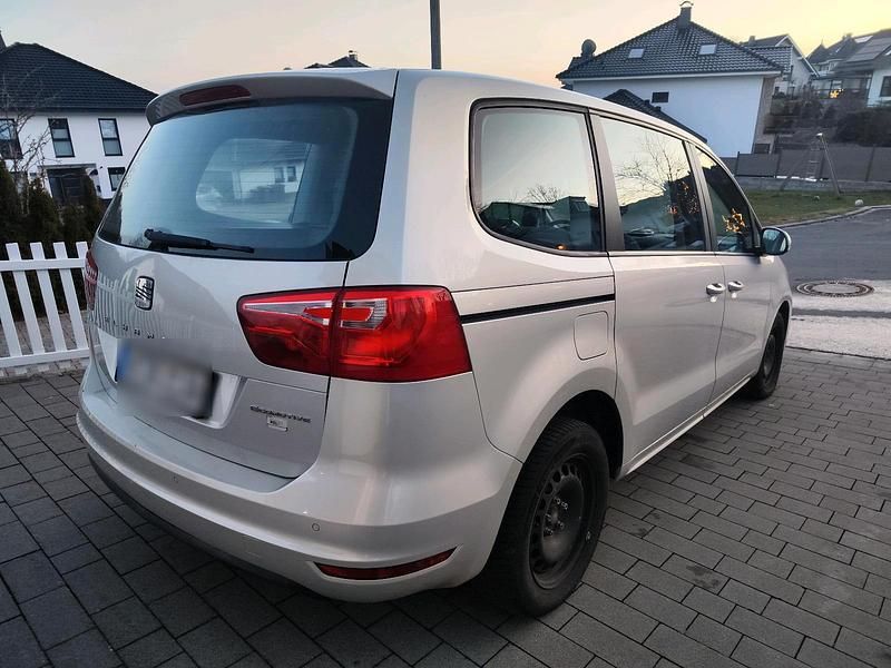 Gebraucht Seat Alhambra 140 PS (102 kW) 2013 Grau Van / Kleinbus