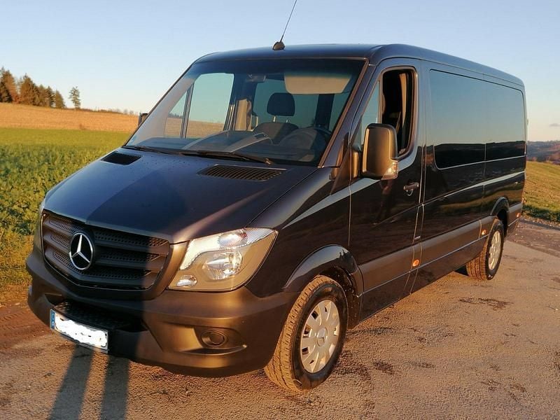 Braun Gebraucht 2016 Mercedes Sprinter Van | 28.000 € - Bild 1/4