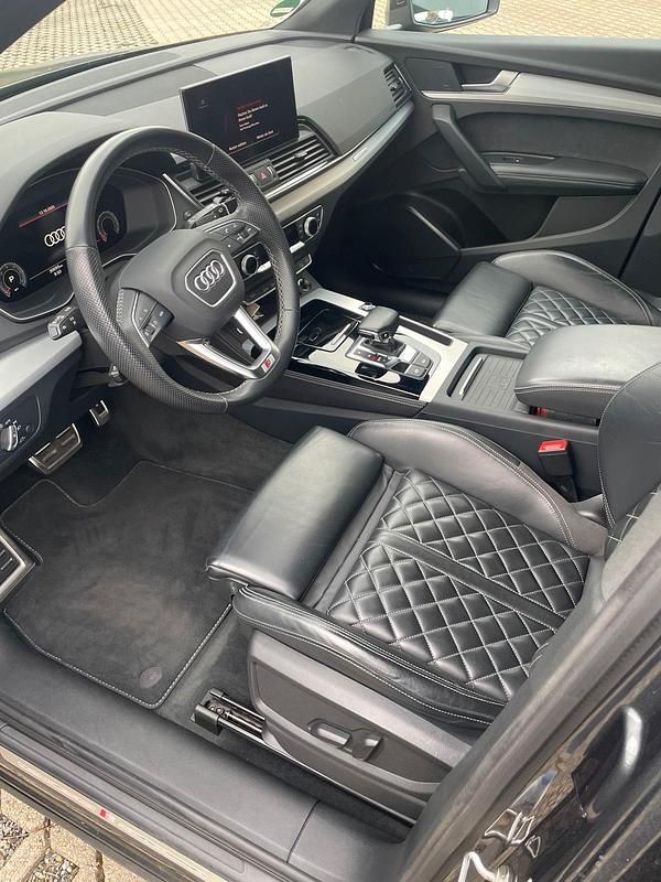 Gebraucht Audi Q5 S-Line 204 PS (150 kW) 2022 Grau SUV