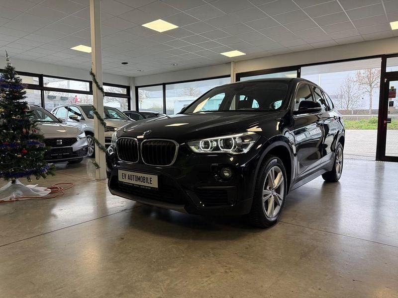 Schwarz Gebraucht 2018 BMW X1 Advantage SUV | 17.800 € (Fairer Preis) - Bild 1/4