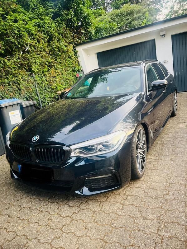 Schwarz Gebraucht 2018 BMW 525 M Sport Kombi | 27.900 € (Etwas zu teuer) - Bild 1/4