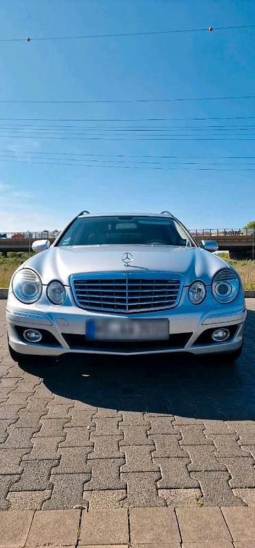 Second-hand Mercedes E200 184 CP (135 kW) 2007 Argintiu Break