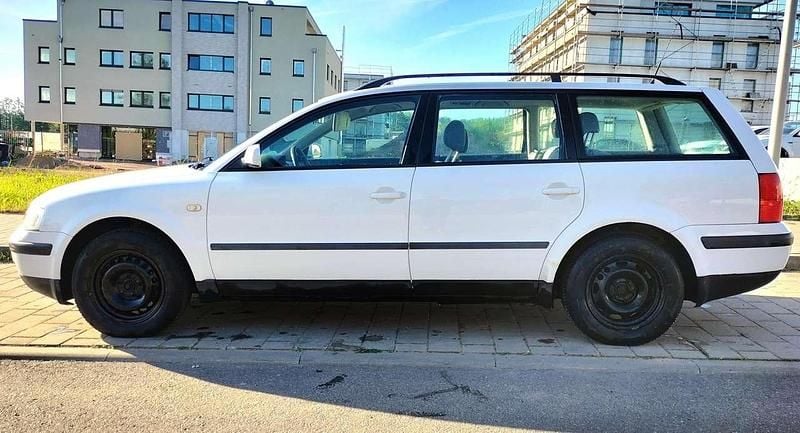 Second-hand VW Passat 101 CP (74 kW) 2000 Alb Break