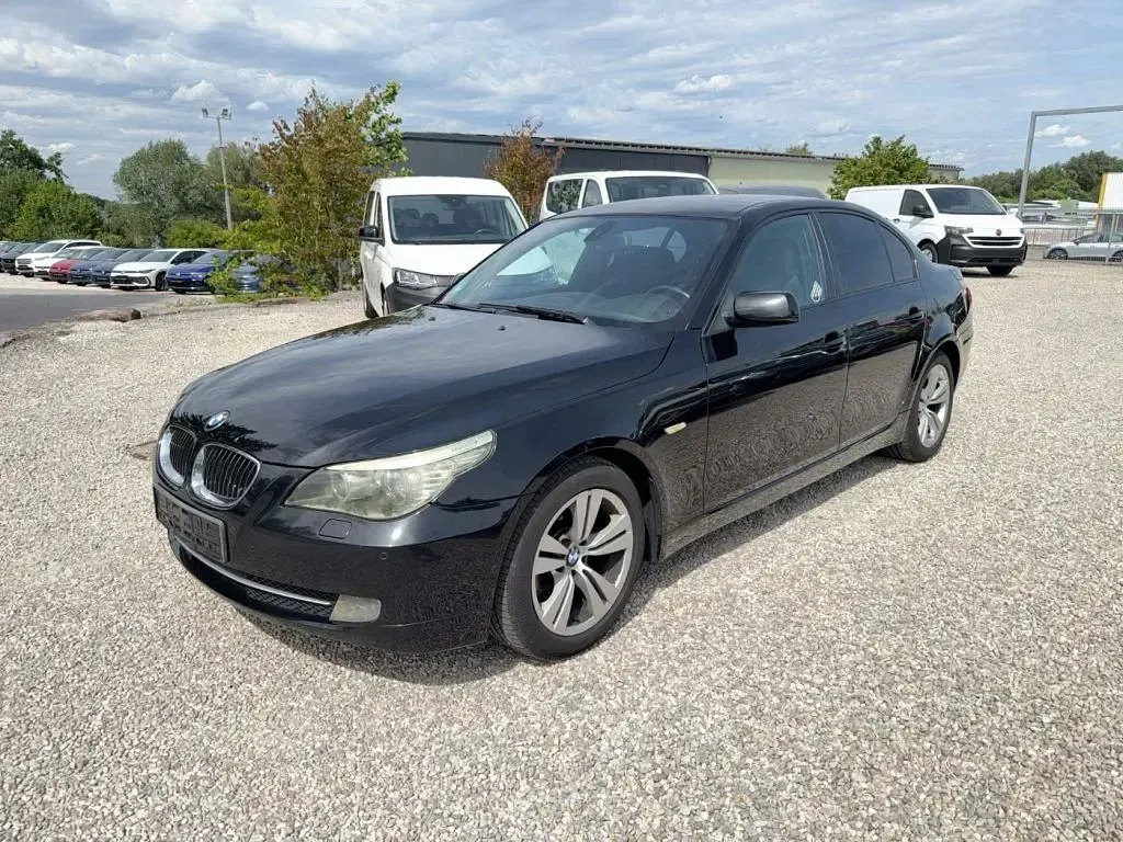 Gebraucht BMW 523 Shadowline 190 PS (139 kW) 2009 Schwarz Limousine