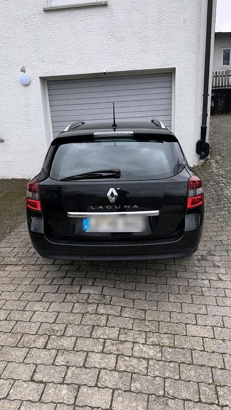 Gebraucht Renault Laguna III 146 PS (107 kW) 2013 Schwarz Kombi