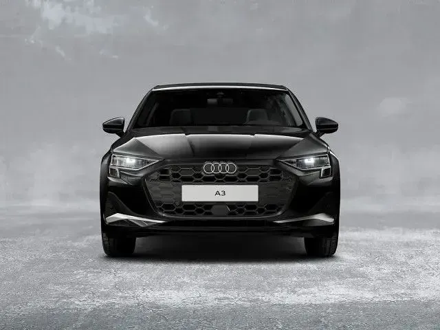 Używany Audi A3 Advanced 150 KM (110 kW) 2025 Czarny Sedan/Limuzyna