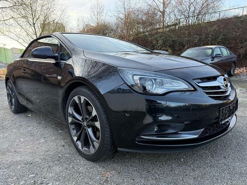Gebraucht Opel Cascada Innovation 165 PS (121 kW) 2015 Schwarz Cabrio