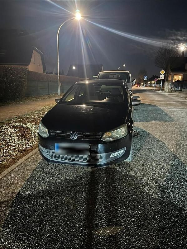 Gebraucht VW Polo Black Edition 70 PS (51 kW) 2013 Schwarz Kleinwagen