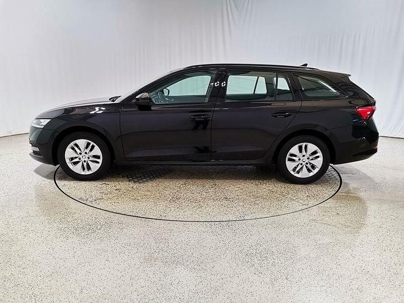 Gebraucht Skoda Octavia Ambition 150 PS (110 kW) 2022 Schwarzmagic perleffekt Kombi