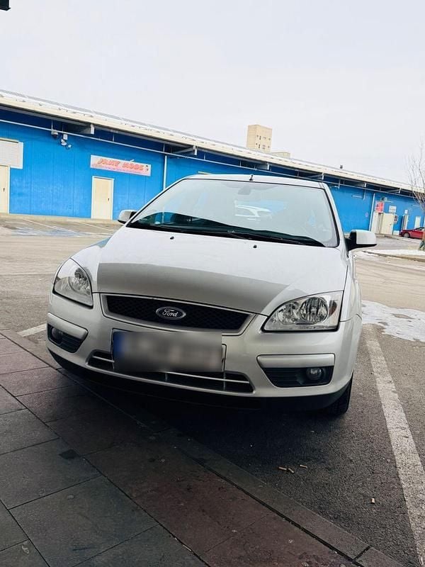 Gebraucht Ford Focus Ghia 101 PS (74 kW) 2007 Silber Kombi