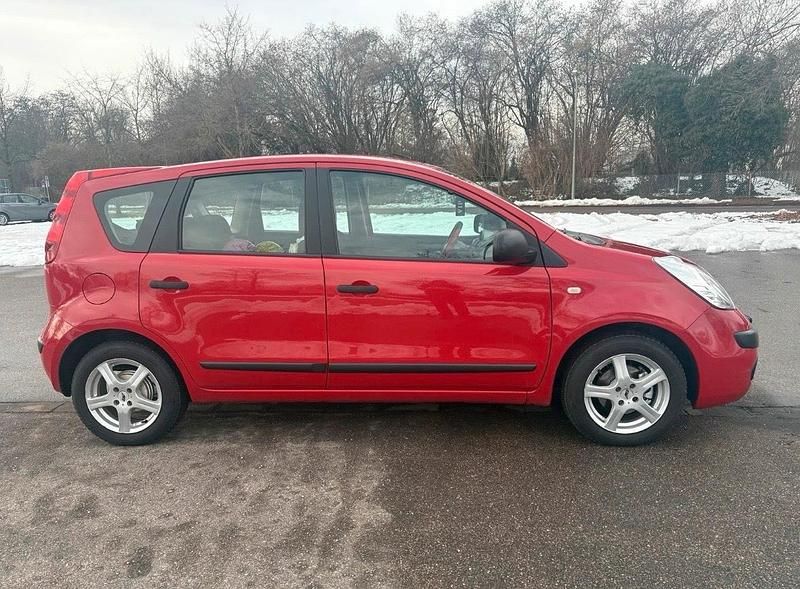Gebraucht Nissan Note 90 PS (66 kW) 2006 Rot Kleinwagen