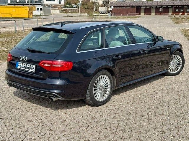 Gebraucht Audi A4 S-Line 170 PS (125 kW) 2014 Blau Kombi