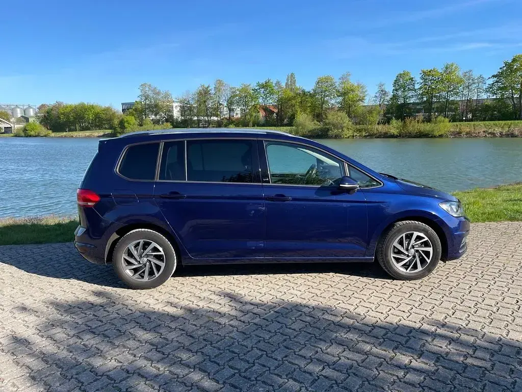 Gebraucht VW Touran Sound 150 PS (110 kW) 2017 Blau Van / Kleinbus
