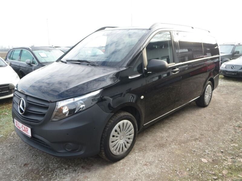 Gebraucht Mercedes Vito 190 PS (139 kW) 2021 Schwarz Van