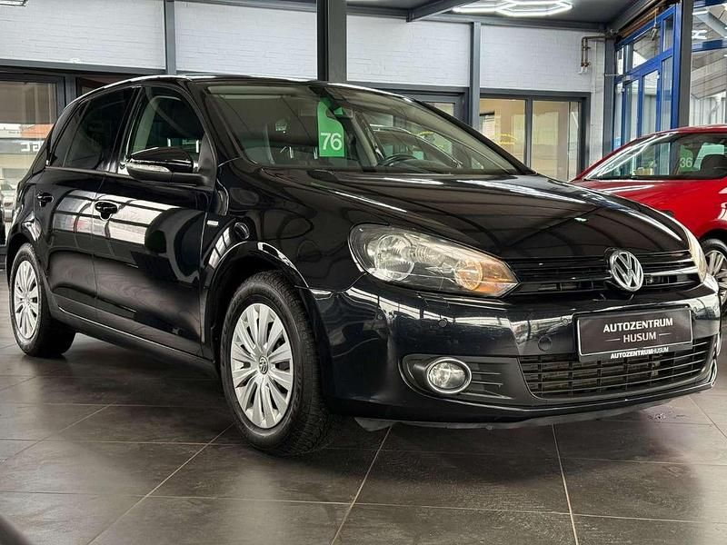 Gebraucht VW Golf VII Match 105 PS (77 kW) 2012 Schwarz Limousine