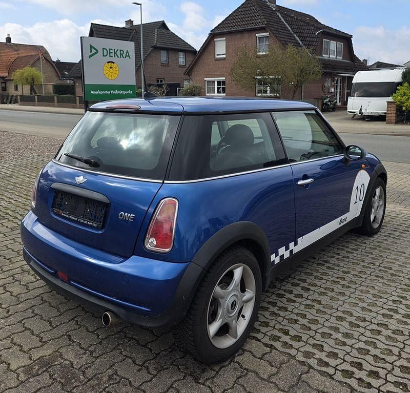 Second-hand Mini ONE 90 CP (66 kW) 2006 Albastru Hatchback