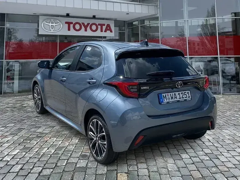 Gebraucht Toyota Yaris 2026 Blau Kleinwagen