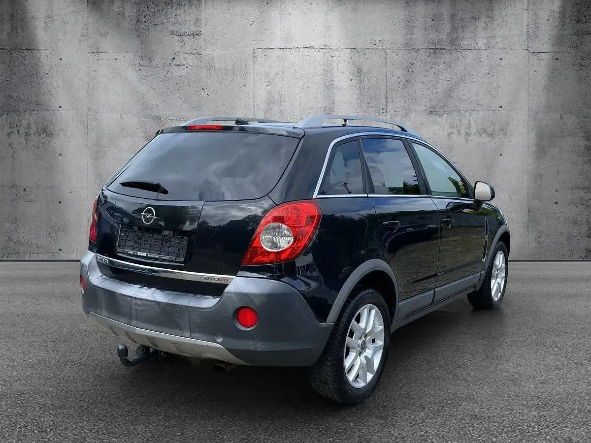 Gebraucht Opel Antara 150 PS (110 kW) 2010 Karbonschw graphitschw midnigh SUV