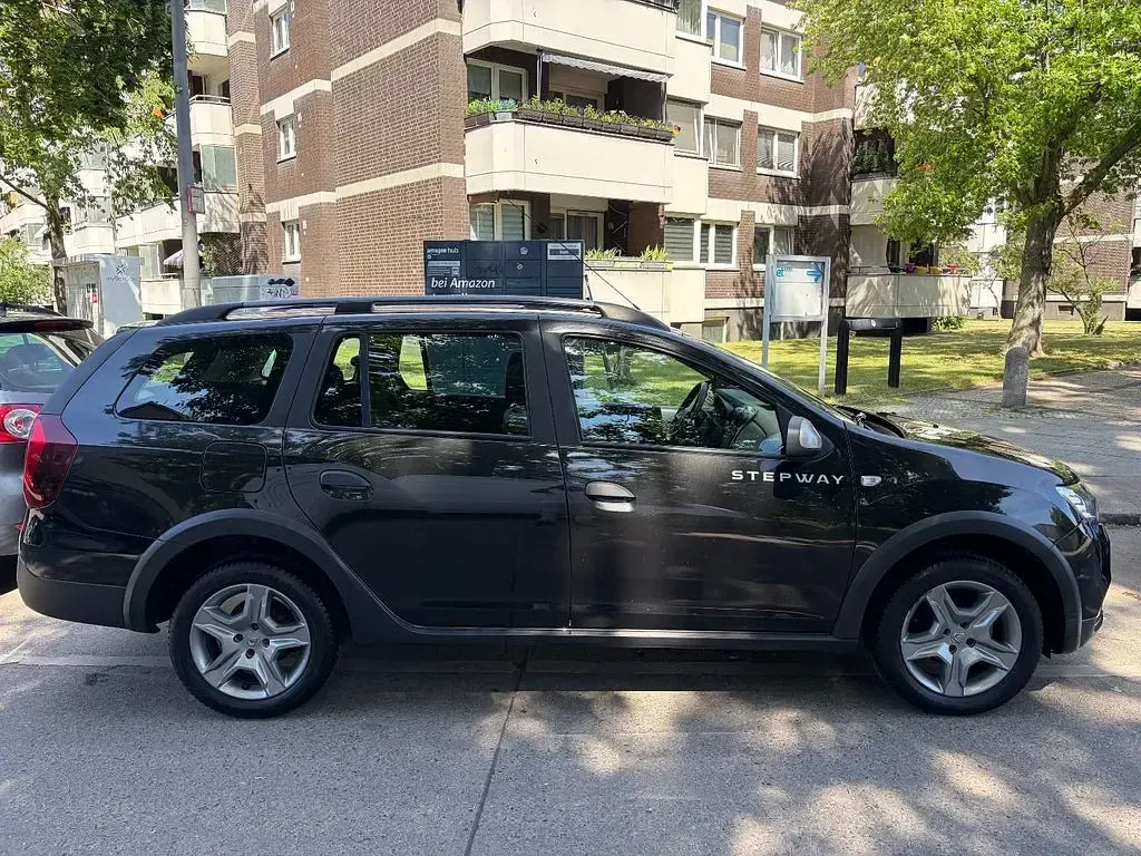 Używany Dacia Logan MCV Stepway 90 KM (66 kW) 2018 Czarny Kombi