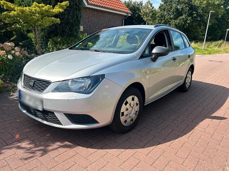 Silber Gebraucht 2013 Seat Ibiza ST Kombi | 2.950 € (Superpreis) - Bild 1/4