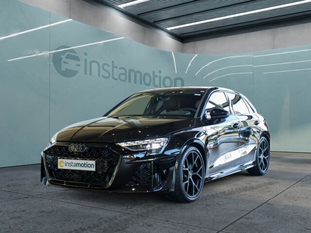Schwarz Gebraucht 2025 Audi RS3 Kleinwagen | 71.299 € (Etwas zu teuer) - Bild 1/2