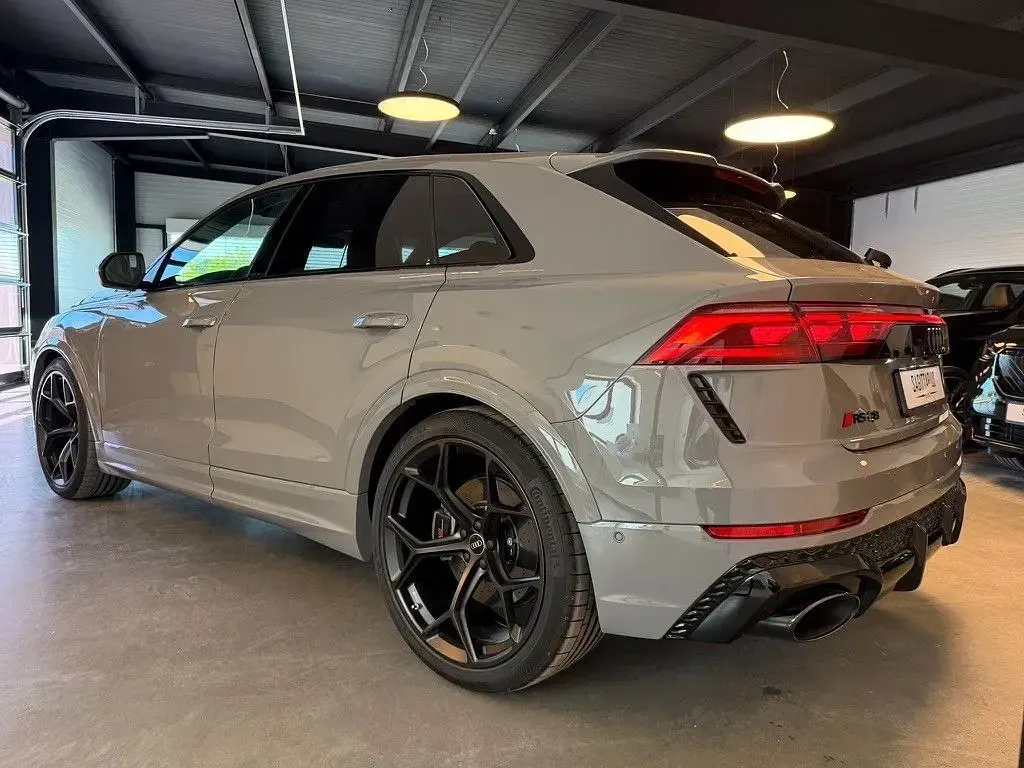 Neu Audi RS Q8 Performance 640 PS (470 kW) 2026 Grau SUV