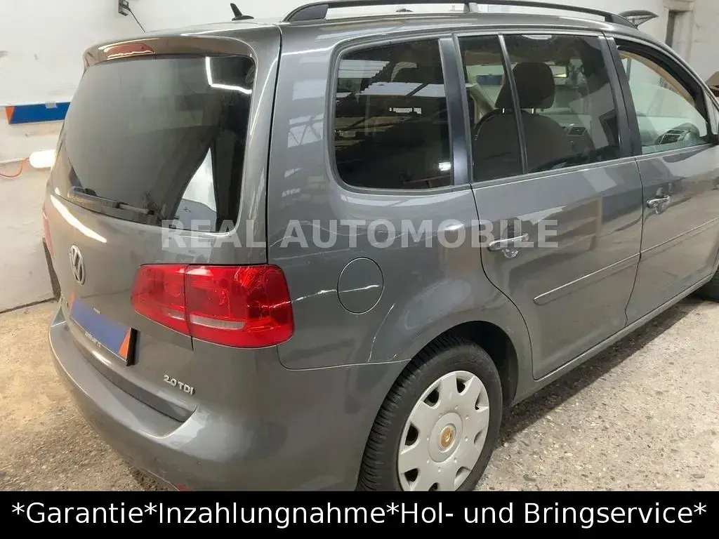 Gebraucht VW Touran 140 PS (102 kW) 2011 Grau Van / Kleinbus