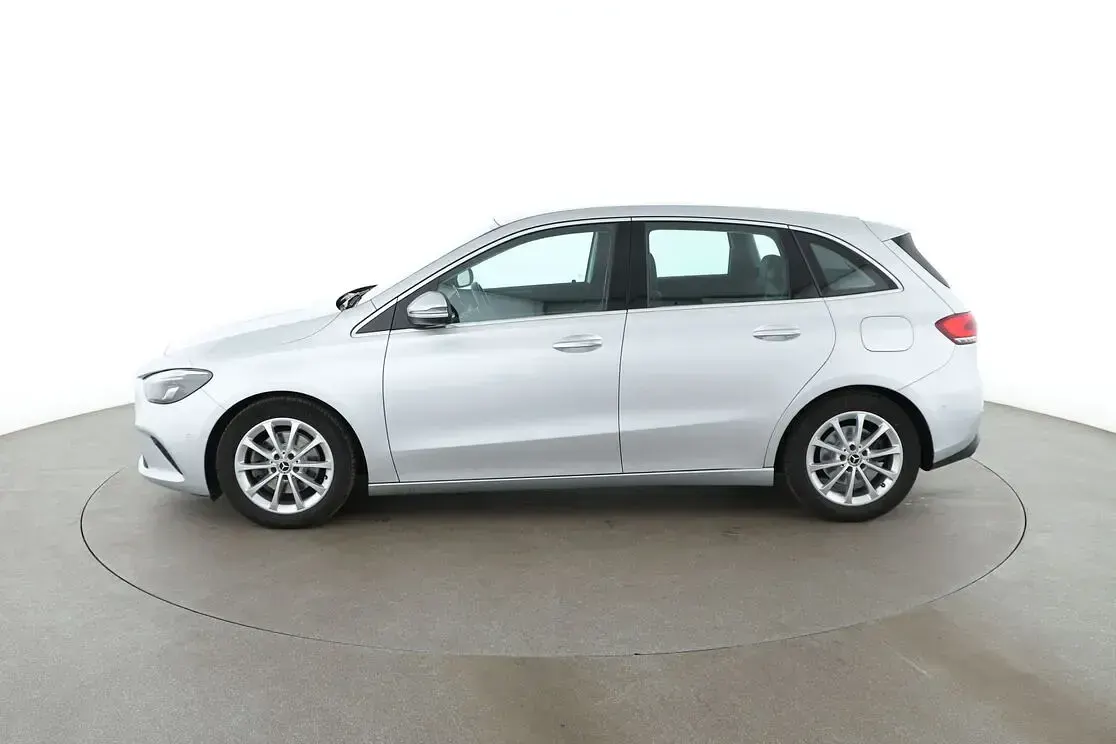Gebraucht Mercedes B200 Progressive 163 PS (119 kW) 2020 Grau Kleinwagen