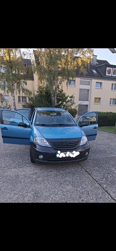 Blau Gebraucht 2003 Citroën C3 Kleinwagen | 1.499 € - Bild 1/4