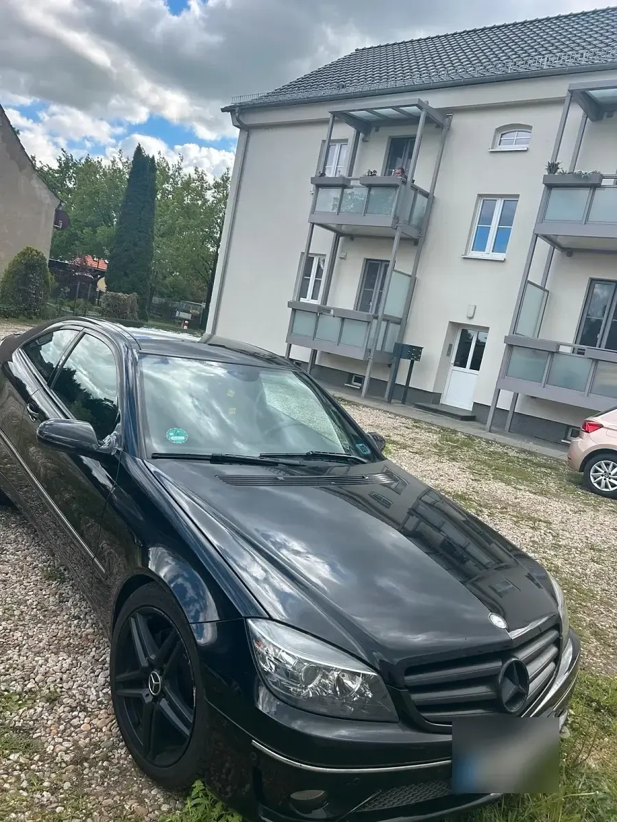 Gebraucht Mercedes C200 184 PS (135 kW) 2009 Schwarz Coupé
