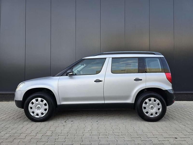 Gebraucht Skoda Yeti Active 105 PS (77 kW) 2010 Grau SUV