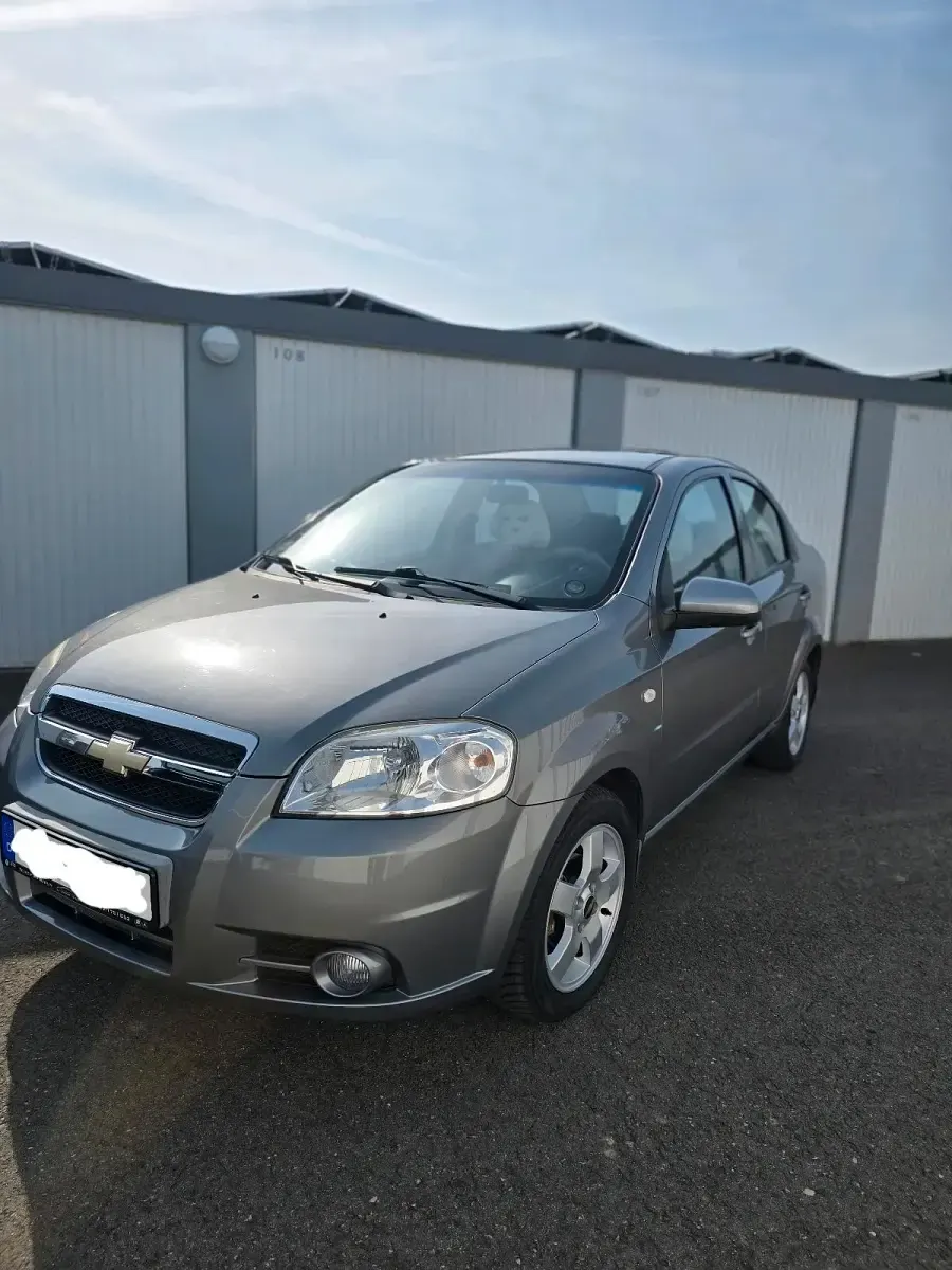 Second-hand Chevrolet Aveo 95 CP (69 kW) 2009 Argintiu Berlinǎ