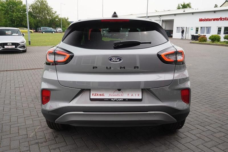 Neu Ford Puma Titanium 125 PS (91 kW) 2025 Silber SUV