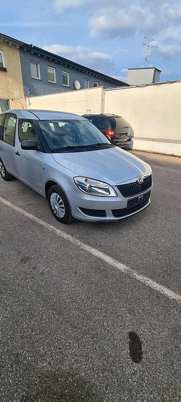 Gebraucht Skoda Roomster 70 PS (51 kW) 2010 Grau Van / Kleinbus