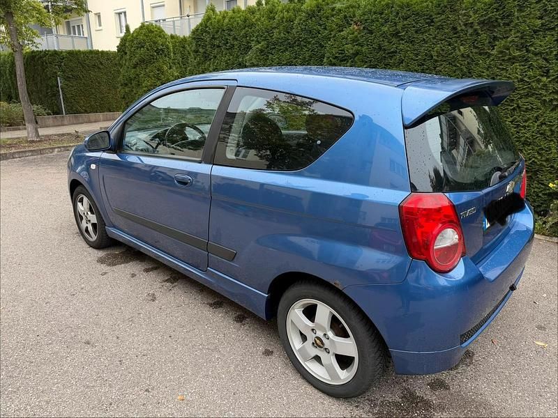 Gebraucht Chevrolet Aveo 74 PS (54 kW) 2009 Blau Limousine