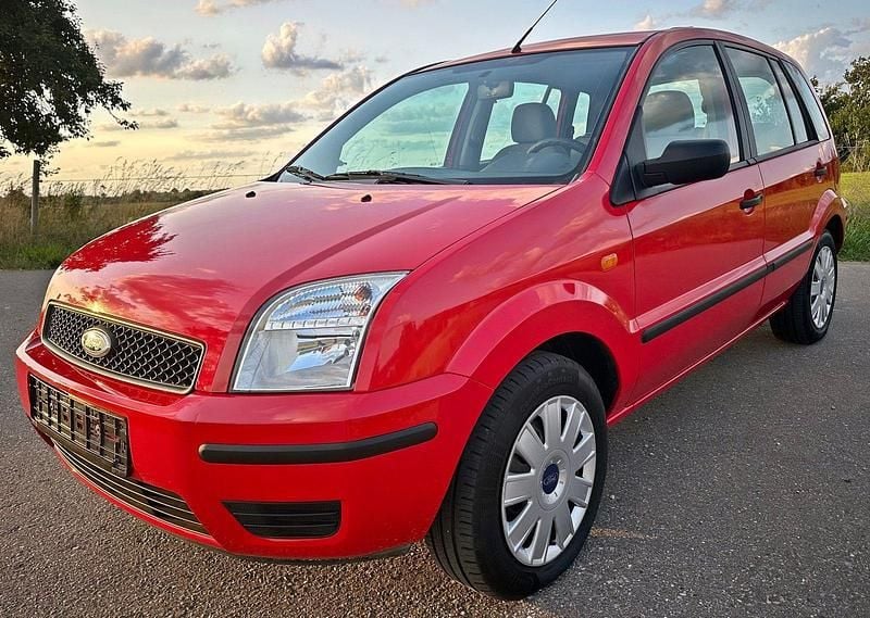 Rot Gebraucht 2004 Ford Fusion Kleinwagen | 3.990 € (Teuer) - Bild 1/4