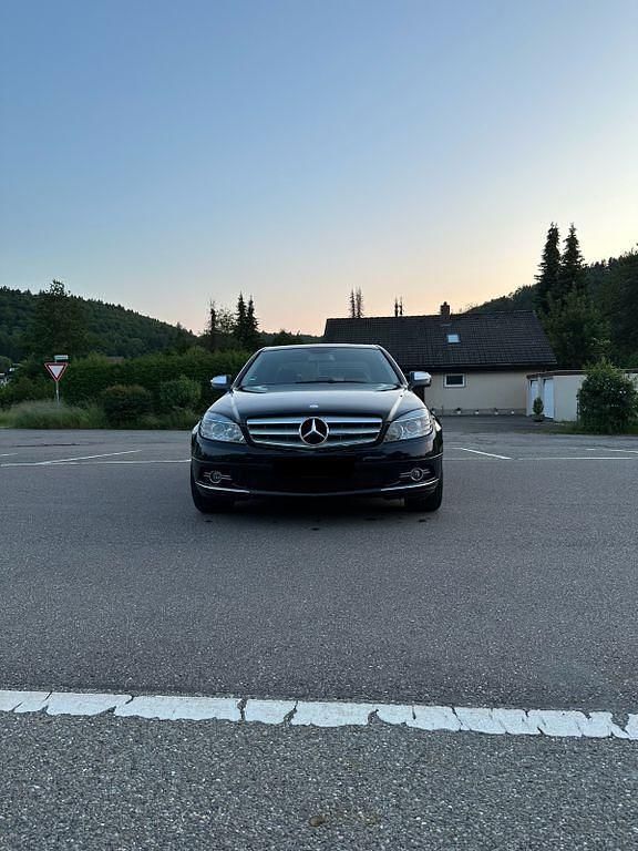 Gebraucht Mercedes C320 Avantgarde 224 PS (164 kW) 2007 Schwarz Limousine