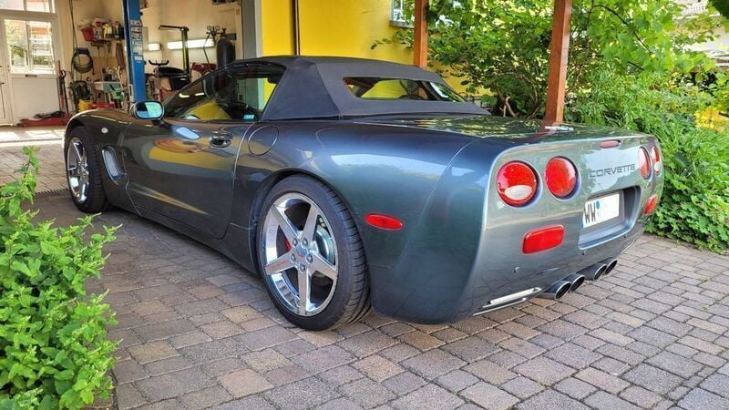 Grau Gebraucht 2004 Corvette C5 Cabrio | 25.900 € (Etwas zu teuer) - Bild 1/4