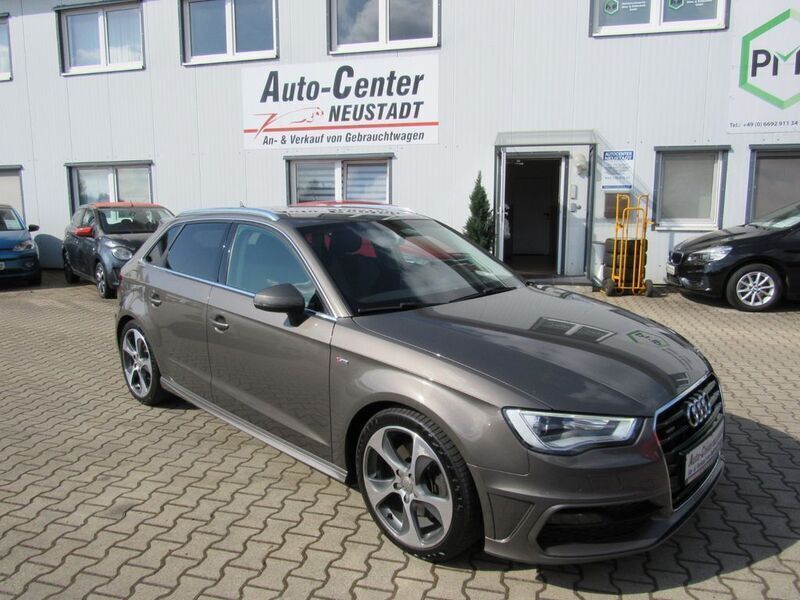 Dakotagrau metallic Gebraucht 2014 Audi A3 Sportback Ambition Limousine | 12.500 € (Fairer Preis) - Bild 1/4