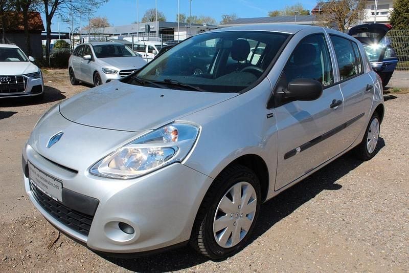 Grau Gebraucht 2011 Renault Clio III Limousine | 4.995 € (Fairer Preis) - Bild 1/4