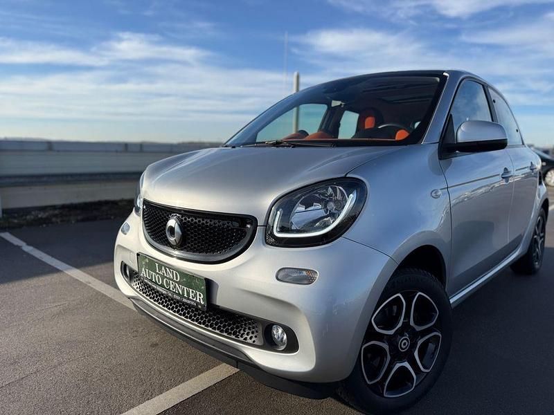 Gebraucht Smart ForFour 90 PS (66 kW) 2019 Silber Kleinwagen