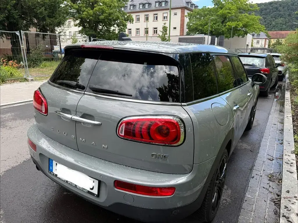 Gebraucht Mini One Clubman 102 PS (75 kW) 2017 Grau Kombi