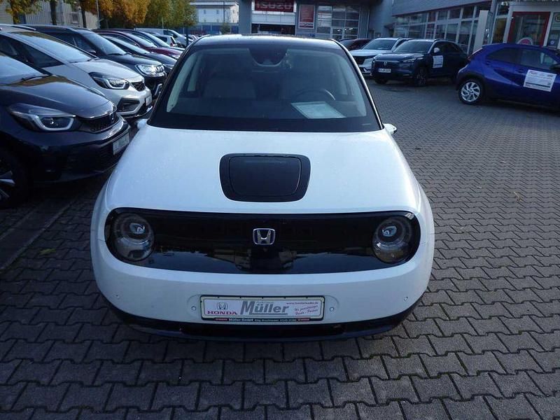 Platinum white p. Gebraucht 2021 Honda e Advance Kleinwagen | 16.666 € (Fairer Preis) - Bild 1/4