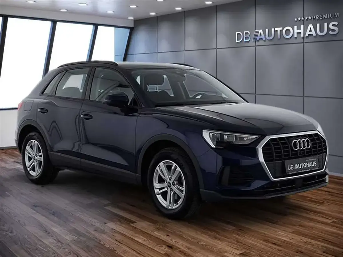 Gebraucht Audi Q3 Sport 150 PS (110 kW) 2024 Blau SUV