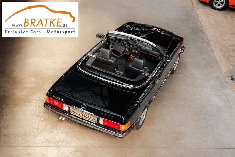 Gebraucht Mercedes 560 231 PS (169 kW) 1987 Schwarz uni 040 Cabrio