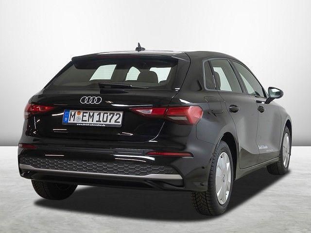 Gebraucht Audi A3 Ambiente 116 PS (85 kW) 2024 Schwarz Limousine