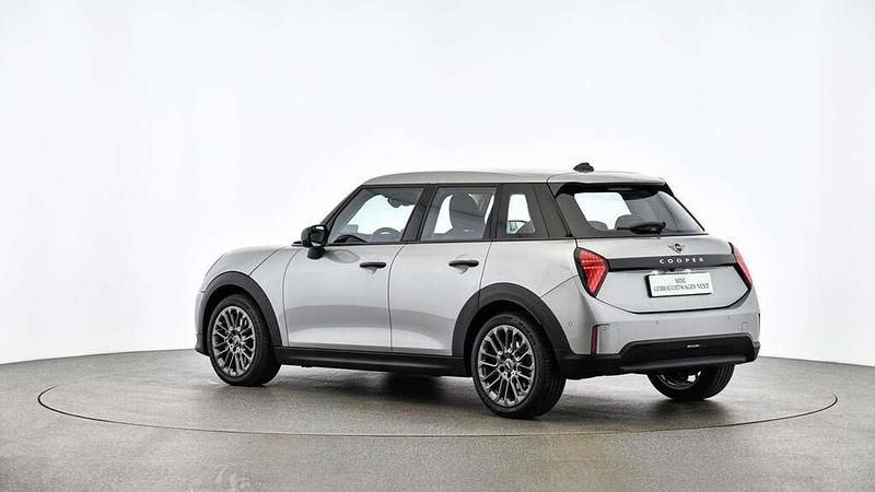 Usata Mini Cooper Classic 156 CV (114 kW) 2024 Grigio Utilitaria