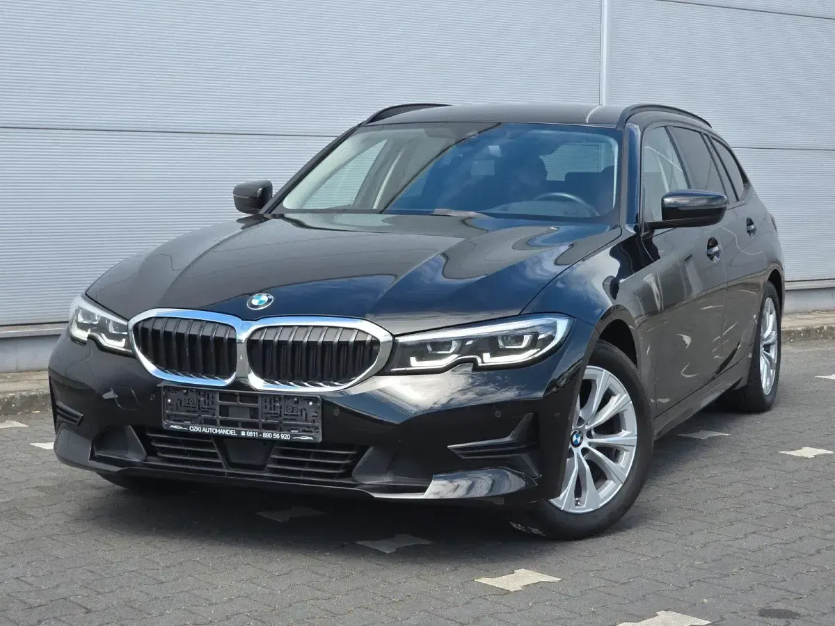 Gebraucht BMW 318 Advantage 150 PS (110 kW) 2020 Schwarz Kombi